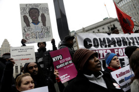 New York, manifestazione contro la pratica di stop and frisk