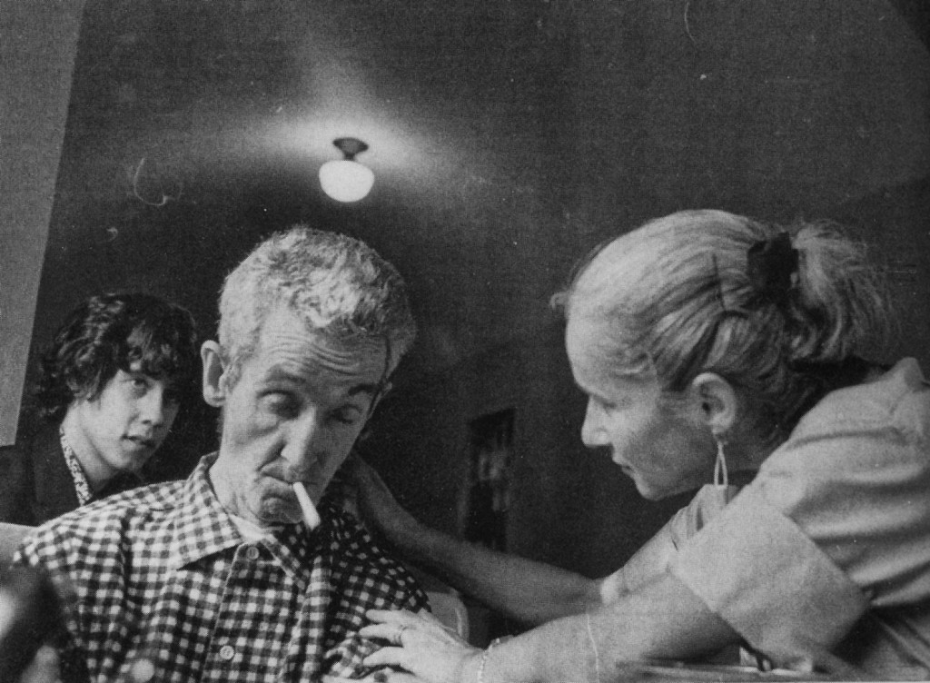 Arlo Guthrie, Woody Guthrie e Marjorie Mazia al Brooklyn Hospital,1966